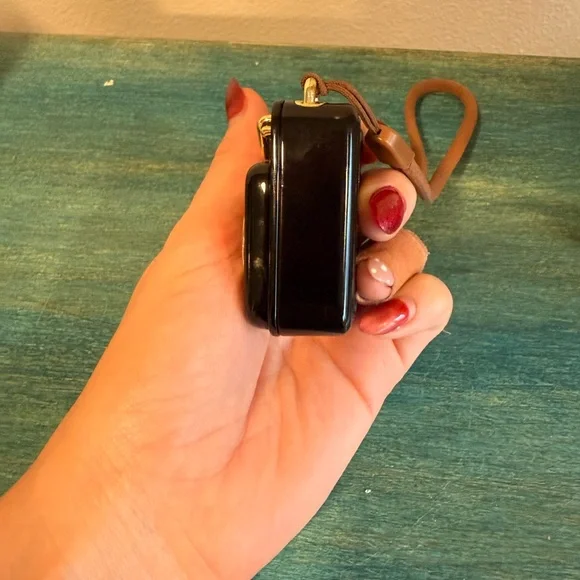 Muzen Audio Black & Gold Mini Bluetooth Speaker - Picture 4 of 6